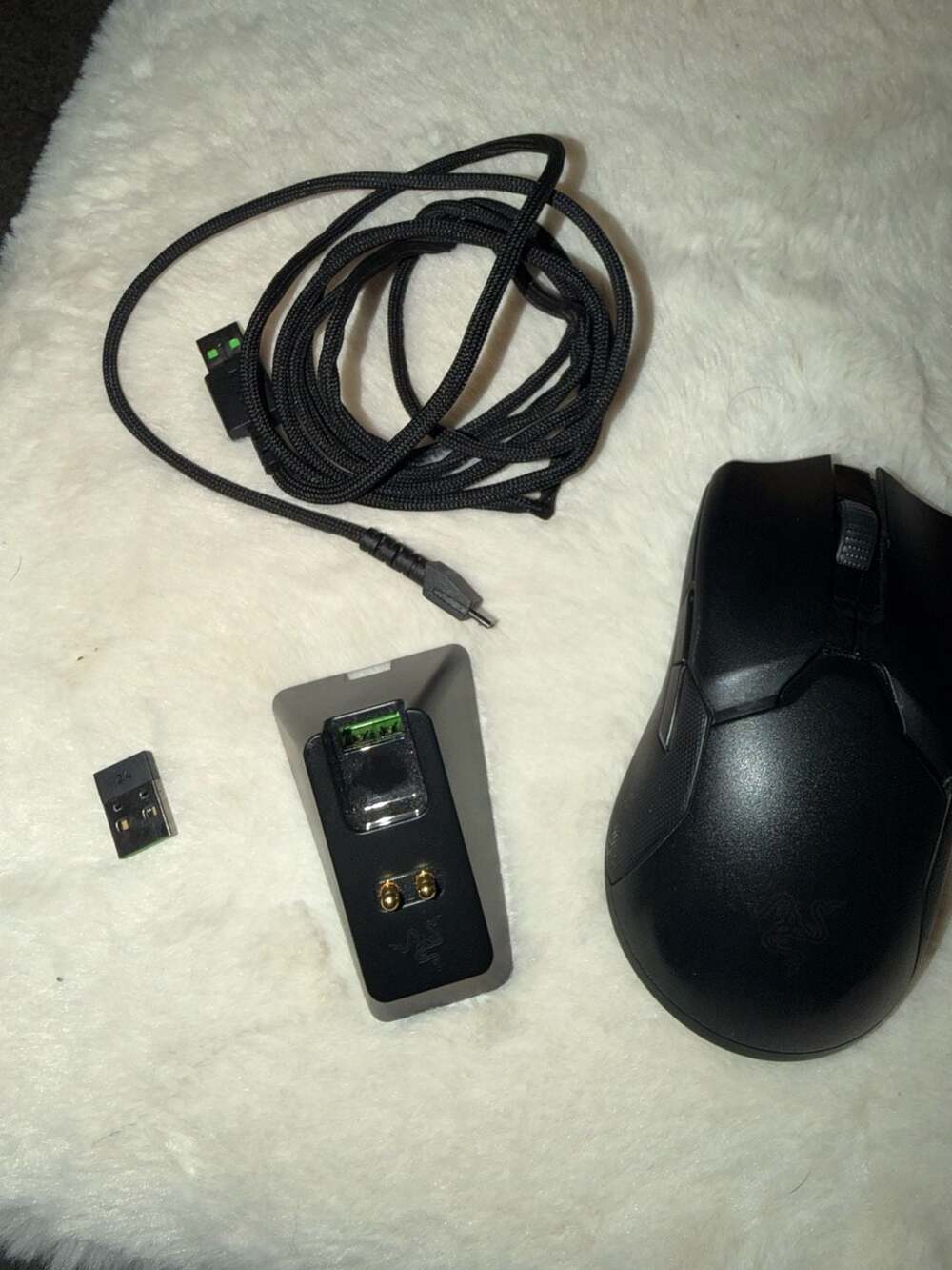 Razer Viper Ultimate Wireless Gaming Mouse with Charging Dock
